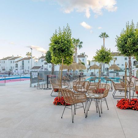 Residencia Deportiva RozaRossa Estepona Exterior foto