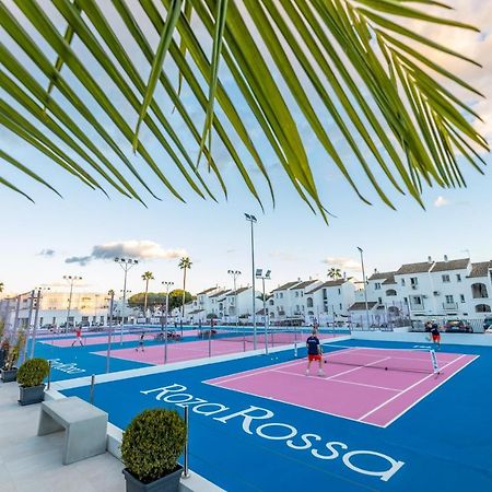 Residencia Deportiva RozaRossa Estepona Exterior foto