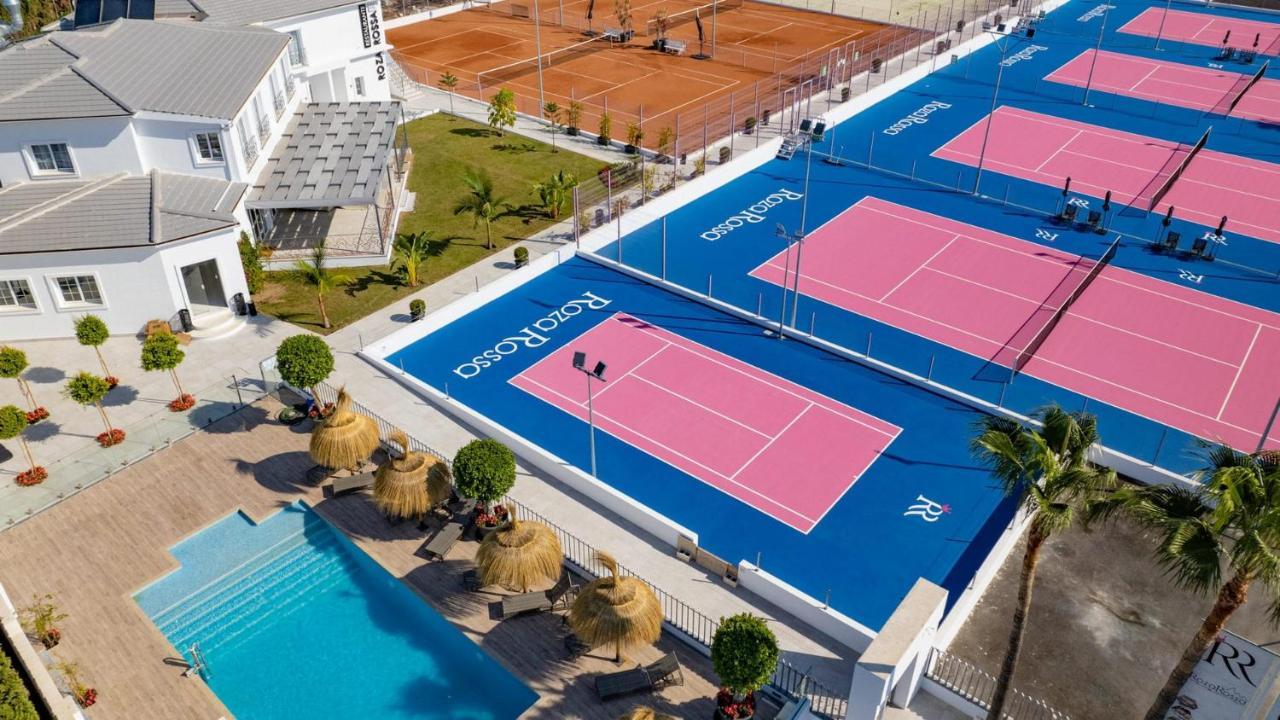Residencia Deportiva RozaRossa Estepona Exterior foto