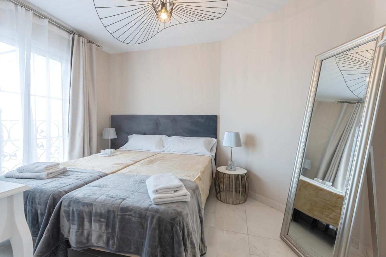 Residencia Deportiva RozaRossa Estepona Exterior foto